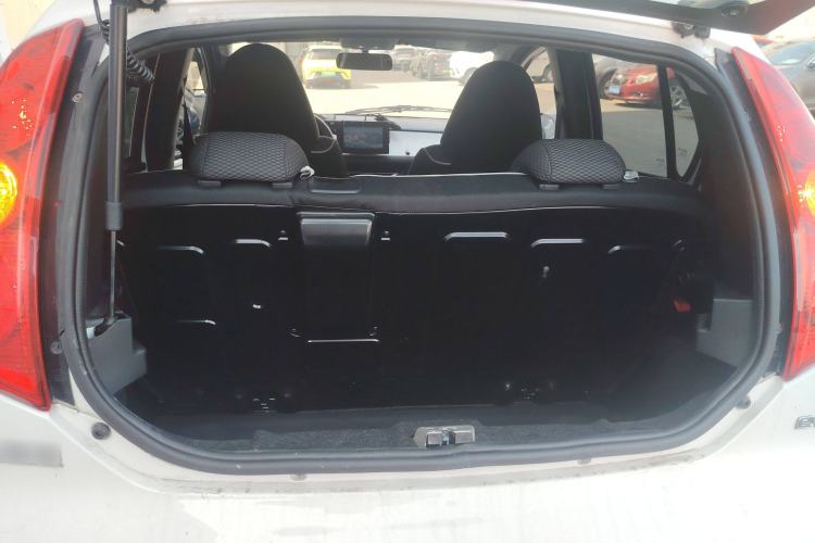 Used BYD e1 2020 Smart Comfort Version Trunk