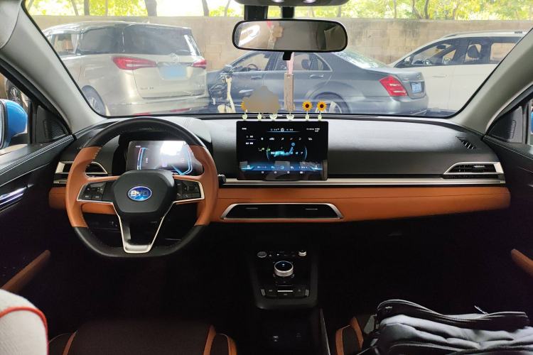 Used BYD e2 2021 Luxury Model Interior 2