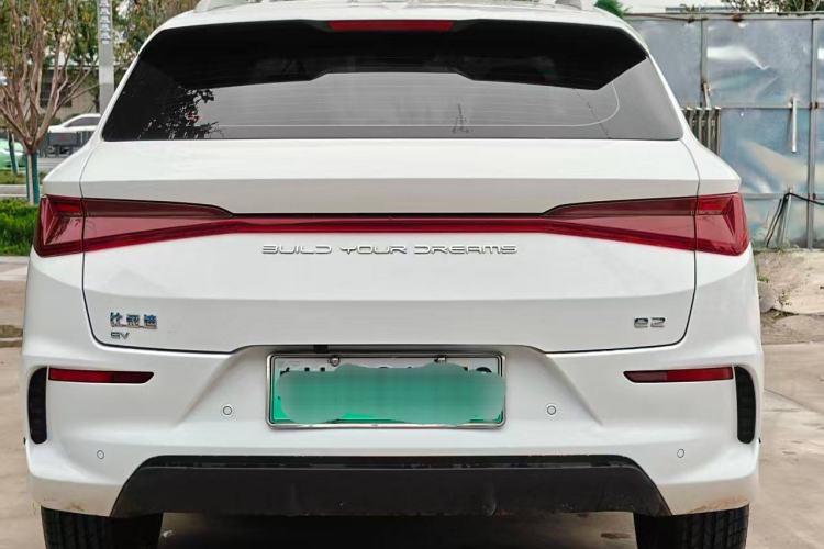 Used BYD e2 2023 Comfort Model Exterior 4