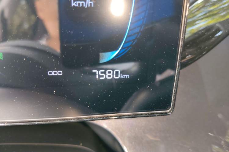 Used BYD e2 2023 Comfort Model Odometer Close Up