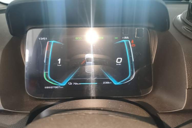 Used BYD e2 2019 Standard Range Model – Smart & Comfortable Version Instrument Cluster