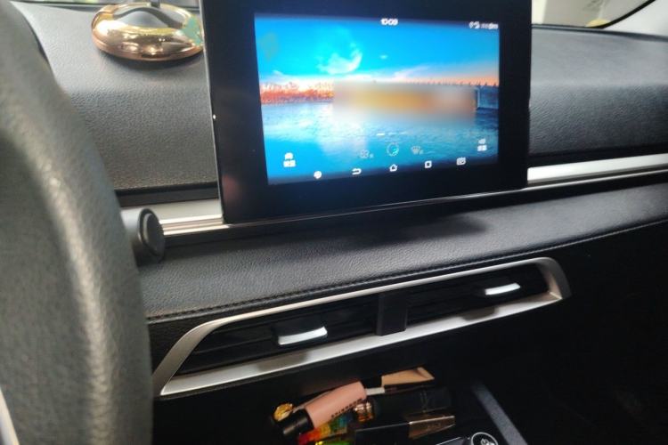 Used BYD e2 2019 Standard Range Model – Smart & Comfortable Version Audio And AC Panel