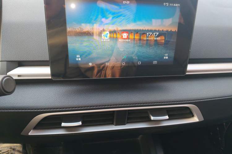 Used BYD e2 2019 Long-Range Version Yao·Luxury Trim Audio And AC Panel