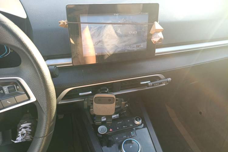 Used BYD e2 2019 Long-Range Version Yao·Luxury Trim Audio And AC Panel