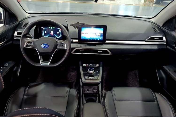 Used BYD e2 2019 Long-Range Version Yao·Luxury Trim Center Console