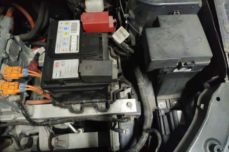 Used BYD e2 2019 Standard Range Model – Smart & Comfortable Version Engine Bay Left