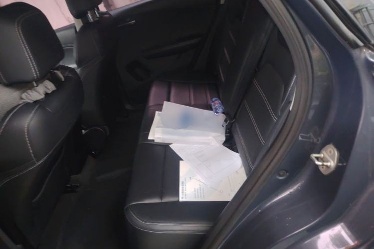 Used BYD e2 2019 Standard Range Model – Smart & Comfortable Version Interior 4