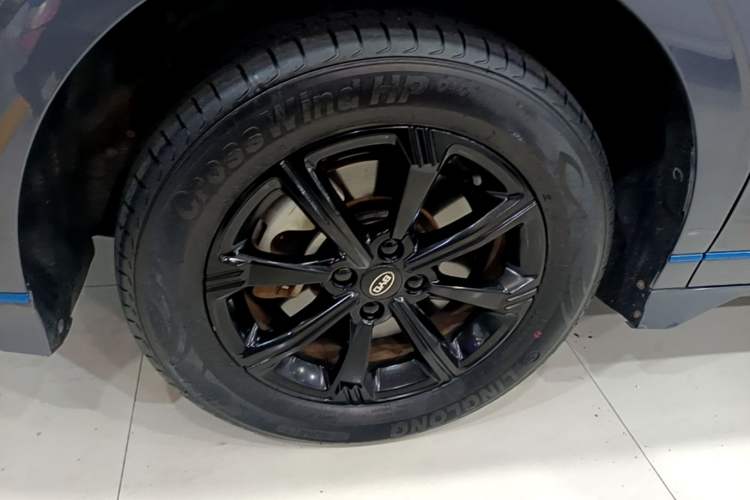 Used BYD e2 2019 Long-Range Version Yao·Luxury Trim Left Front Wheel Hub
