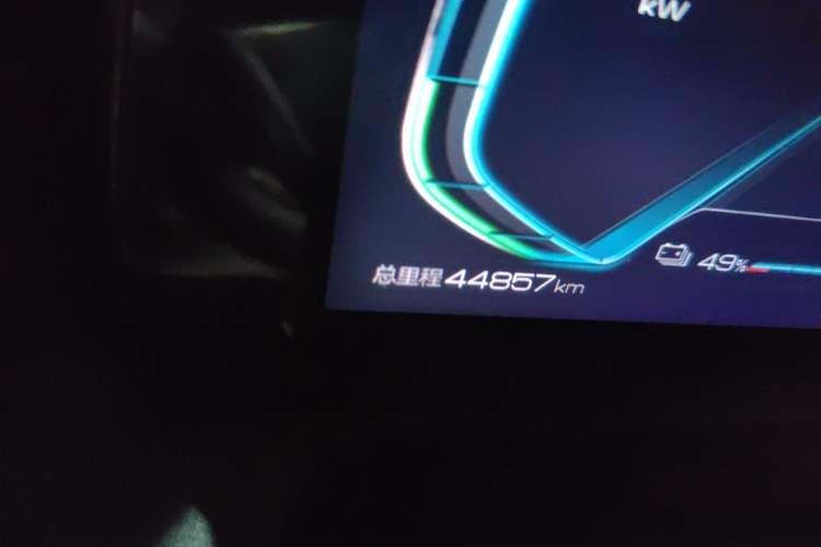 Used BYD e2 2019 Standard Range Model – Smart & Comfortable Version Odometer Close Up
