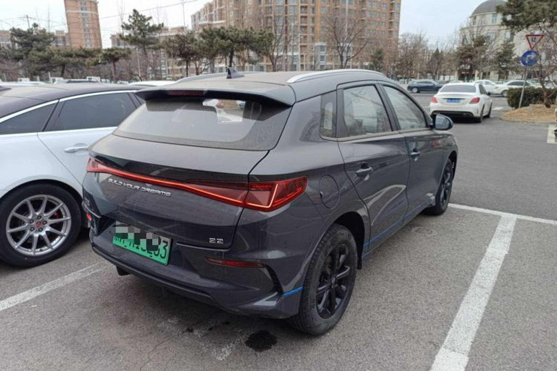 Used BYD e2 2019 Standard Range Model – Smart & Comfortable Version Rear Right 45 Deg