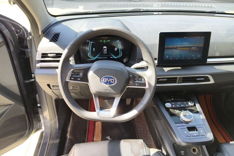 Used BYD e2 2019 Standard Range Model – Smart & Comfortable Version Steering Wheel