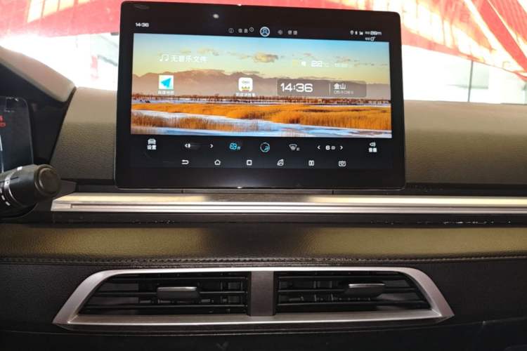 Used BYD e2 2019 Standard Range Model – Smart & Comfortable Version Audio And AC Panel