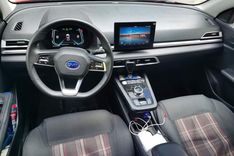 Used BYD e2 2019 Long-Range Version Yao·Luxury Trim Center Console