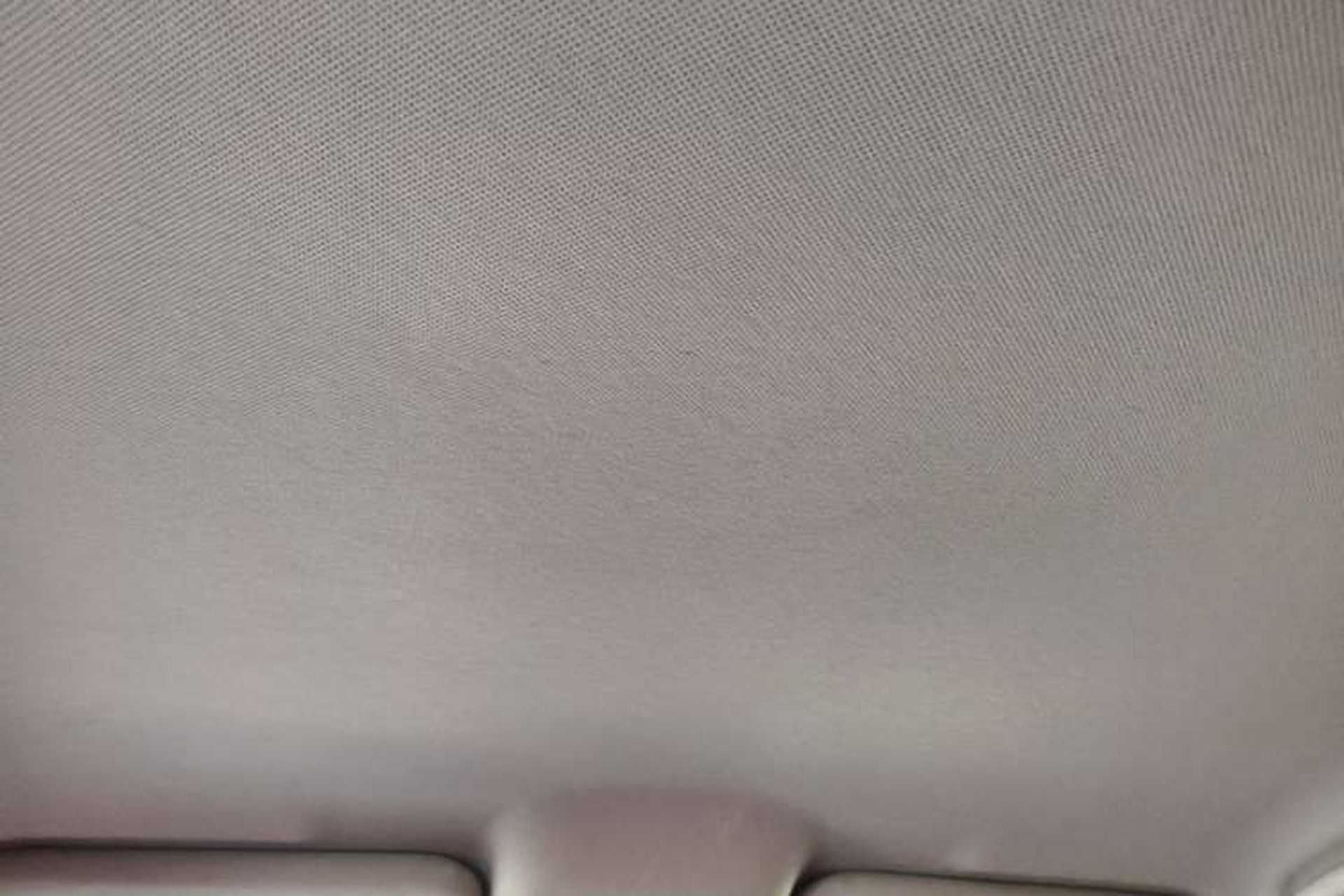 Used BYD e2 2019 Standard Range Model – Smart & Comfortable Version Headliner