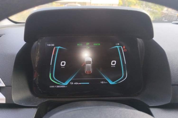 Used BYD e2 2019 Standard Range Model – Smart & Comfortable Version Instrument Cluster