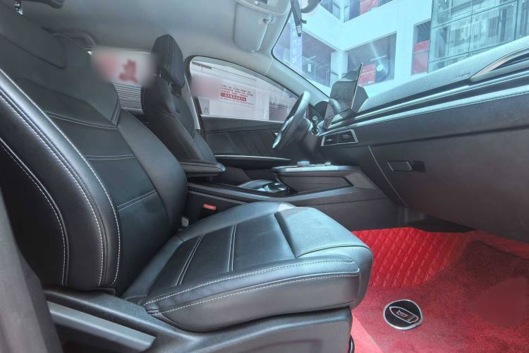 Used BYD e2 2019 Long-Range Version Yao·Luxury Trim Interior 8