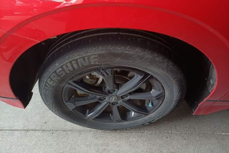 Used BYD e2 2019 Standard Range Model – Smart & Comfortable Version Left Front Wheel Hub