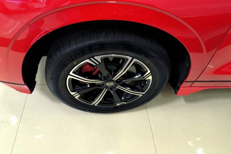 Used BYD e2 2019 Long-Range Version Yao·Luxury Trim Left Front Wheel Hub