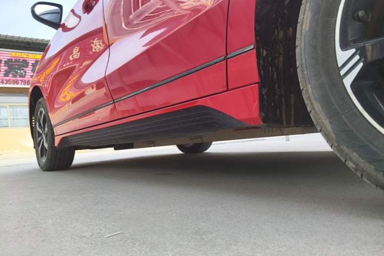 Used BYD e2 2019 Standard Range Model – Smart & Comfortable Version Left Side Sill