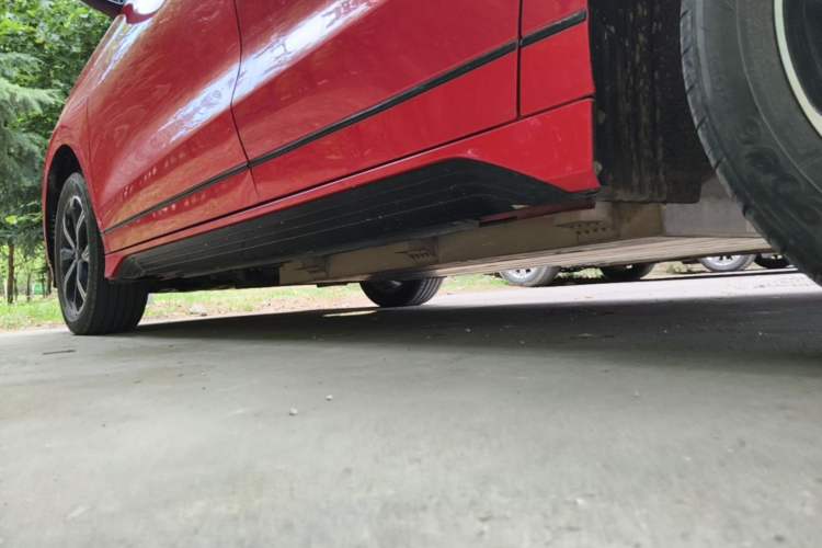 Used BYD e2 2019 Standard Range Model – Smart & Comfortable Version Left Side Sill