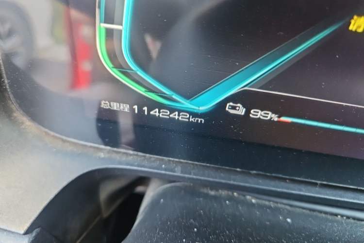 Used BYD e2 2019 Long-Range Version Yao·Luxury Trim Odometer Close Up
