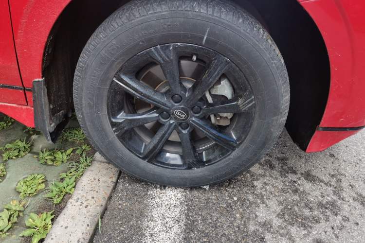 Used BYD e2 2019 Long-Range Version Yao·Luxury Trim Right Front Wheel Hub