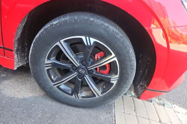 Used BYD e2 2019 Long-Range Version Yao·Luxury Trim Right Front Wheel Hub