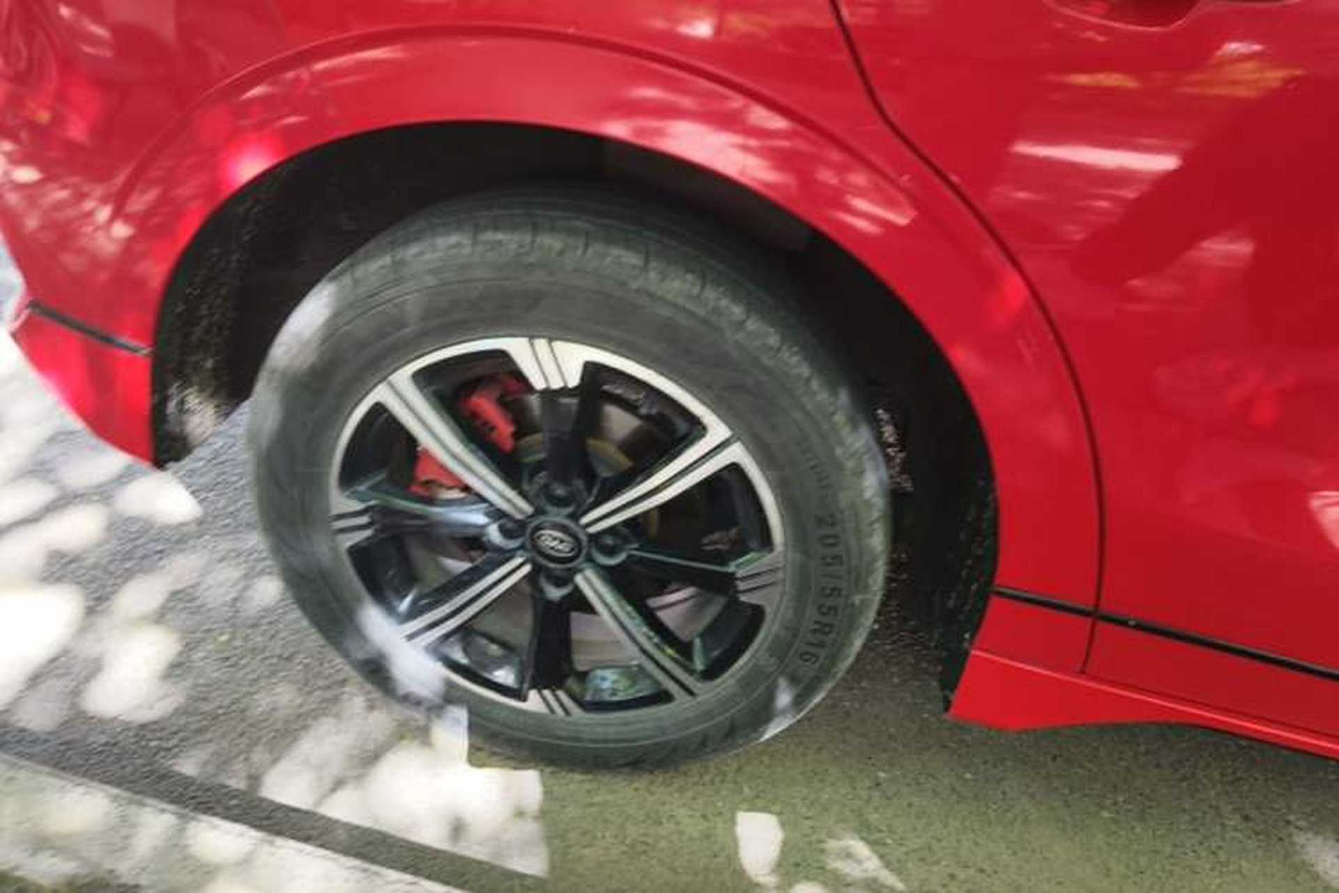 Used BYD e2 2019 Standard Range Model – Smart & Comfortable Version Right Rear Wheel Hub