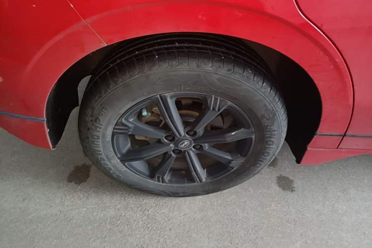Used BYD e2 2019 Standard Range Model – Smart & Comfortable Version Right Rear Wheel Hub