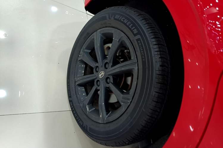 Used BYD e2 2019 Long-Range Version Yao·Luxury Trim Right Rear Wheel Hub