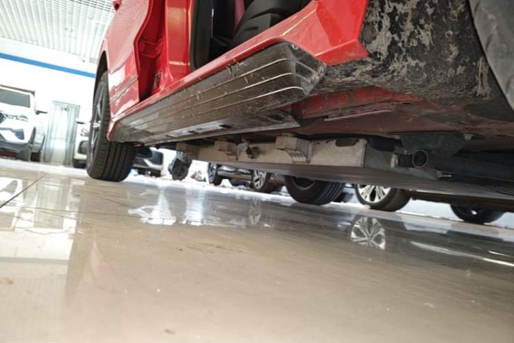 Used BYD e2 2019 Standard Range Model – Smart & Comfortable Version Right Side Sill