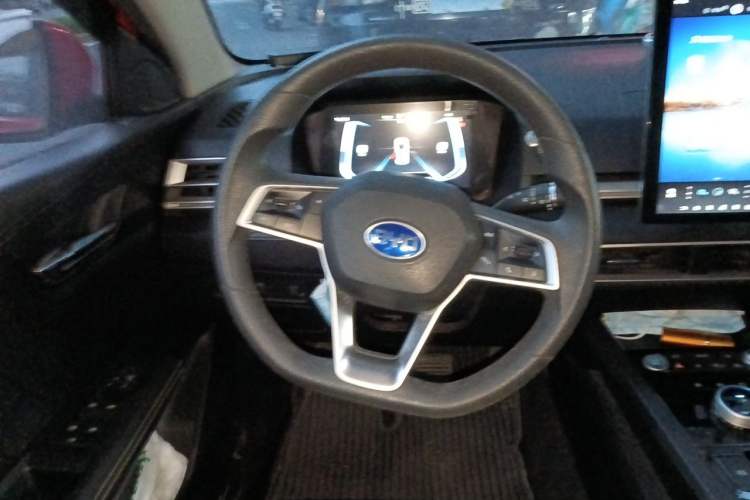 Used BYD e2 2019 Standard Range Model – Smart & Comfortable Version Steering Wheel