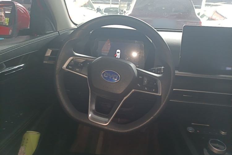 Used BYD e2 2019 Standard Range Model – Smart & Comfortable Version Steering Wheel
