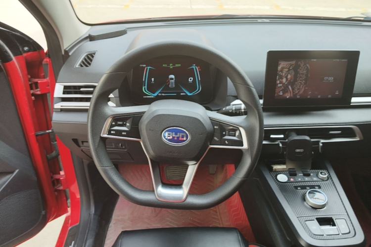 Used BYD e2 2019 Standard Range Model – Smart & Comfortable Version Steering Wheel