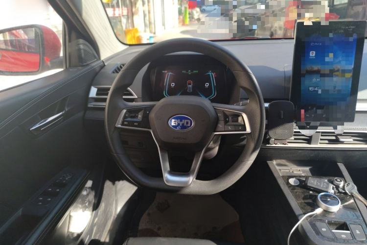 Used BYD e2 2019 Standard Range Model – Smart & Comfortable Version Steering Wheel
