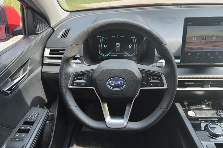 Used BYD e2 2019 Standard Range Model – Smart & Comfortable Version Steering Wheel