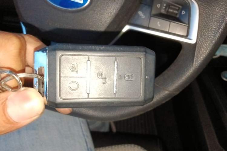 Used BYD e2 2019 Standard Range Model – Smart & Comfortable Version Vehicle Key
