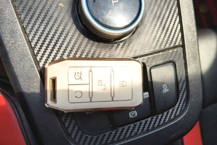 Used BYD e2 2019 Standard Range Model – Smart & Comfortable Version Vehicle Key