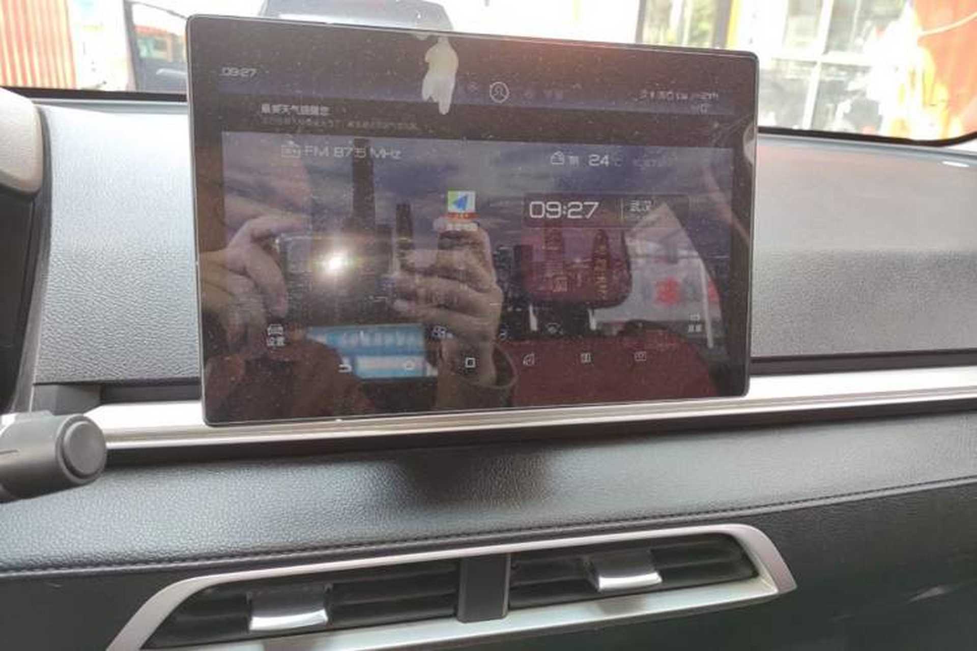 Used BYD e2 2019 Long-Range Version Yao·Luxury Trim Audio And AC Panel
