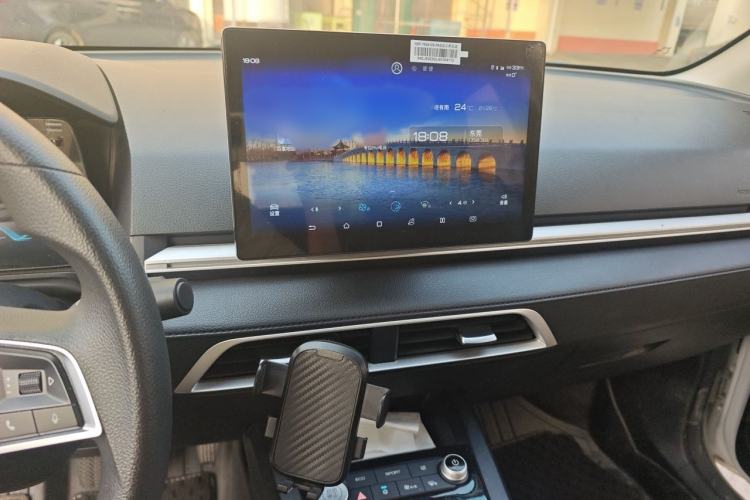Used BYD e2 2019 Long-Range Version Yao·Luxury Trim Audio And AC Panel