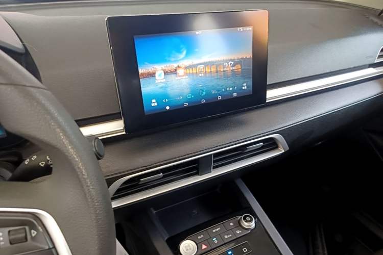Used BYD e2 2019 Standard Range Version – Yue·Standard Model Audio And AC Panel