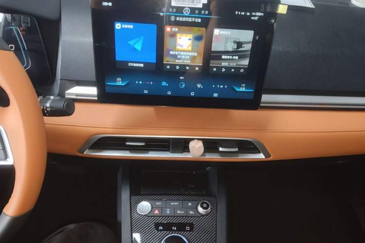 Used BYD e2 2019 Standard Range Model – Smart & Comfortable Version Audio And AC Panel