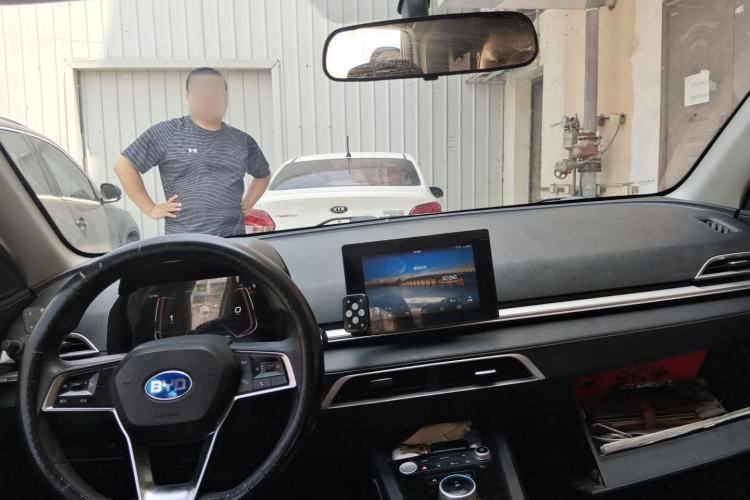 Used BYD e2 2019 Long-Range Version Yao·Luxury Trim Center Console