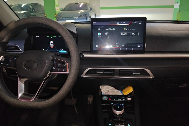 Used BYD e2 2019 High-Range Version – Chuan·Luxury Model Center Console