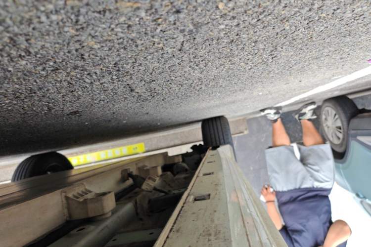 Used BYD e2 2019 Standard Range Version – Yue·Standard Model Chassis Front Right