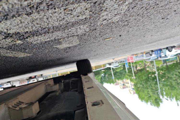 Used BYD e2 2019 Standard Range Version – Yue·Standard Model Chassis Rear Left