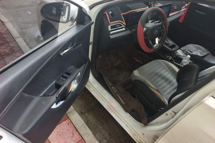 Used BYD e2 2019 Standard Range Version – Yue·Standard Model Driver Seat