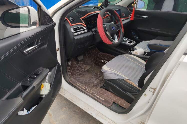 Used BYD e2 2019 Standard Range Version – Yue·Standard Model Driver Seat