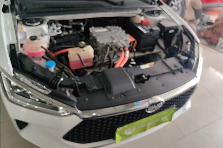 Used BYD e2 2019 Standard Range Version – Yue·Standard Model Engine Bay