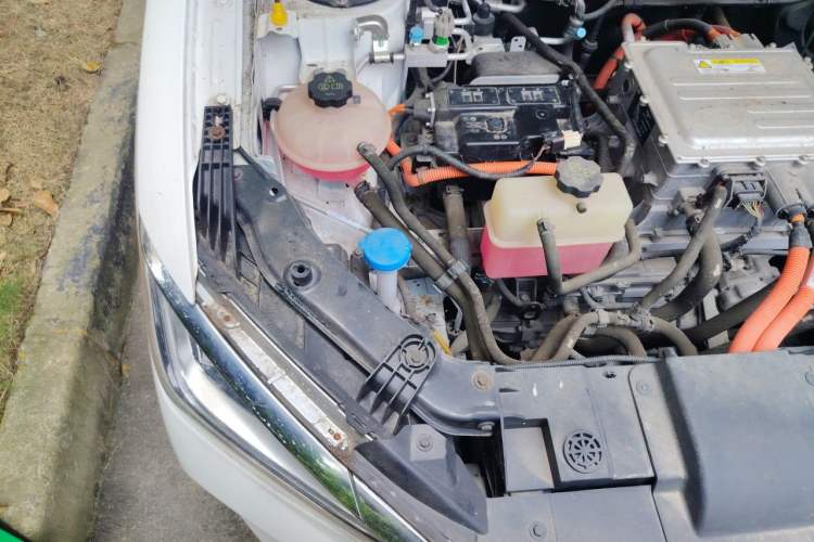 Used BYD e2 2019 High-Range Version – Chuan·Luxury Model Engine Bay Right